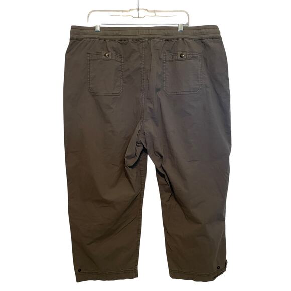 L.L. Bean Ripstop Capri Pullon Pants Womens Size 2X Dark Taupe High Waisted - Picture 4 of 9
